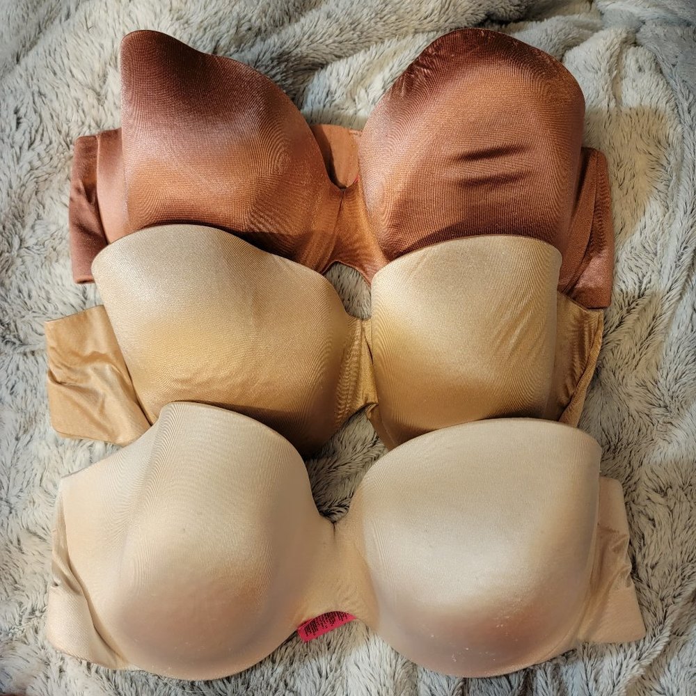 Three Strapless Lasenza Bras size 38D